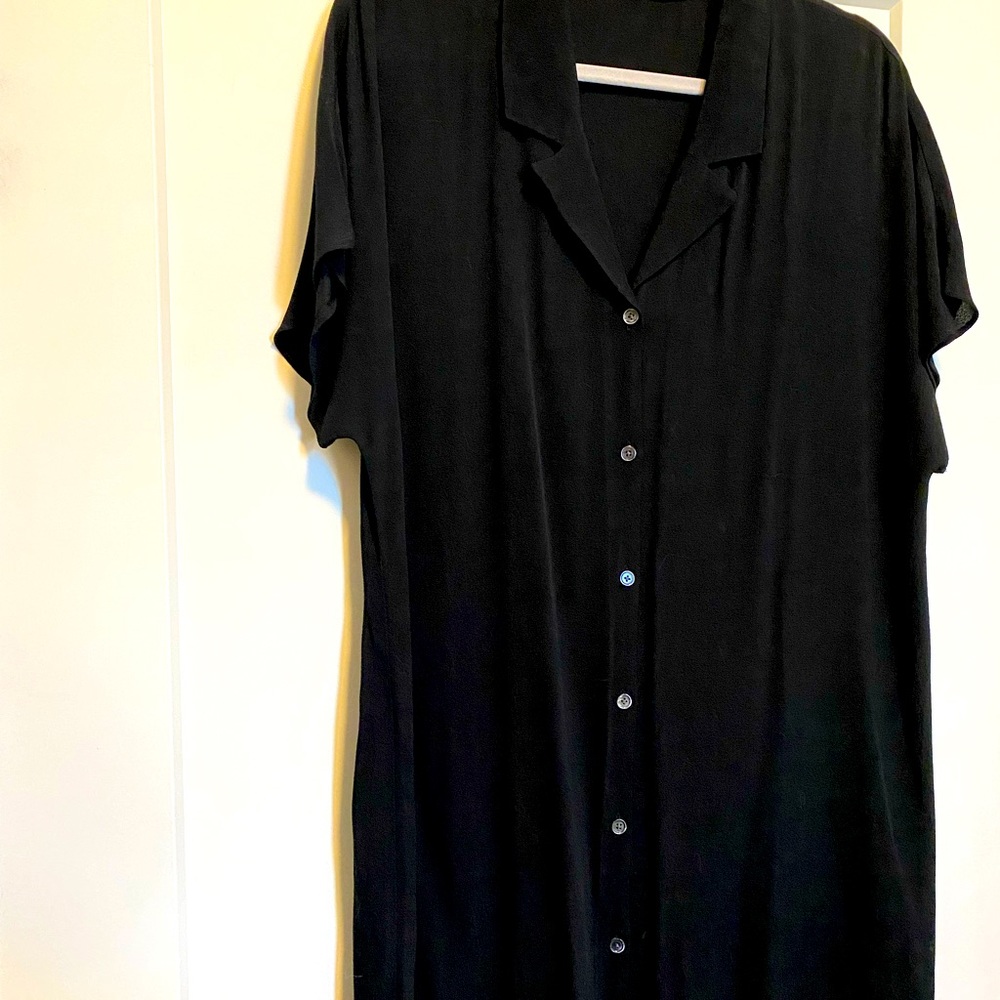 Black shirt style dress from Aritzia! Excellent condition!